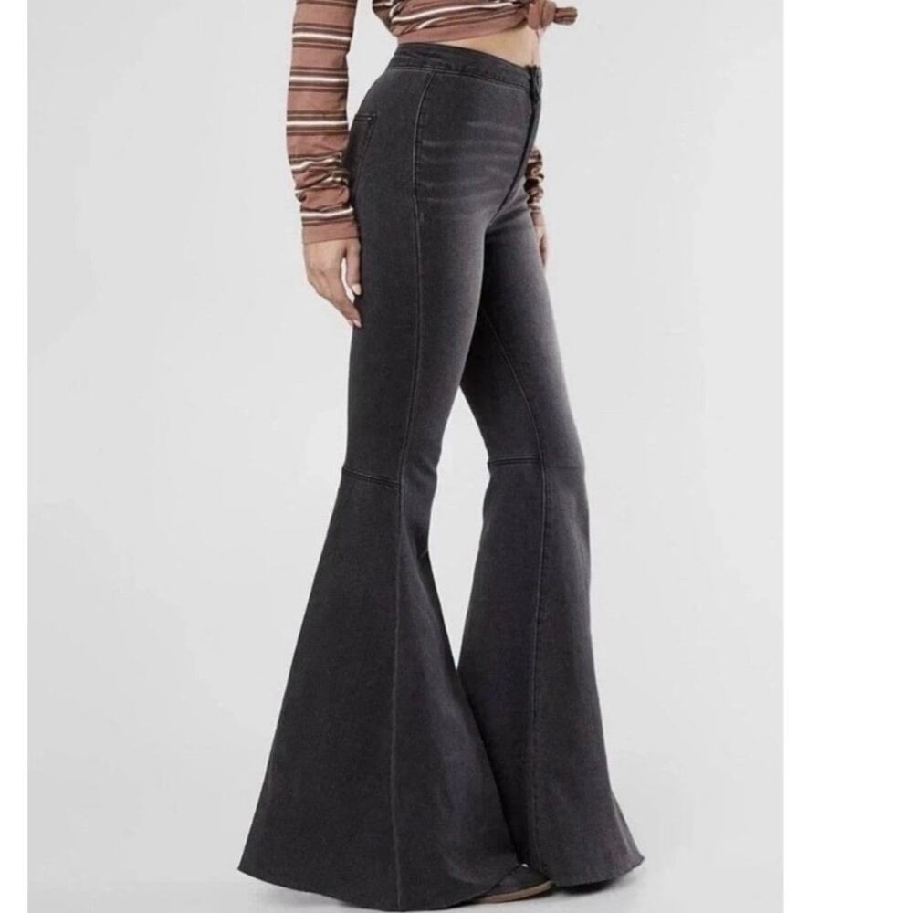 Free People Just Float On Flare Bell Bottom Jeans Size 27 Raw Hem Hippie